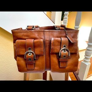 Brown leather vintage coach bag